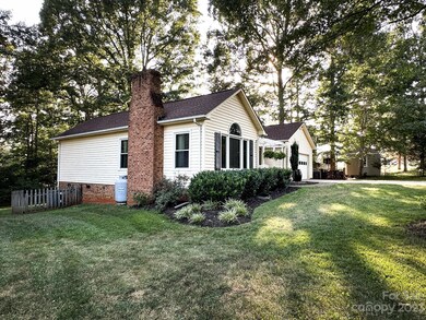 160 Oak Haven Dr, Statesville, NC 28625 - photo 3