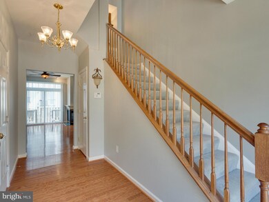 9125 Aventon Ct, Lorton, VA 22079 - photo 2