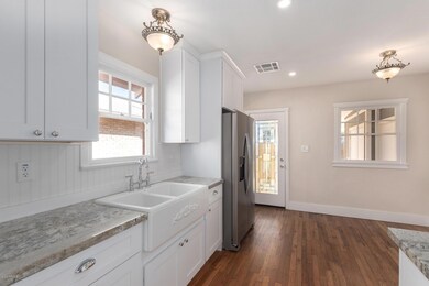 2541 n 8th 4