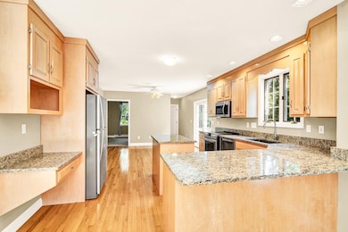 60 Pheasant Ln, Hampstead, NH 03841 - photo 7