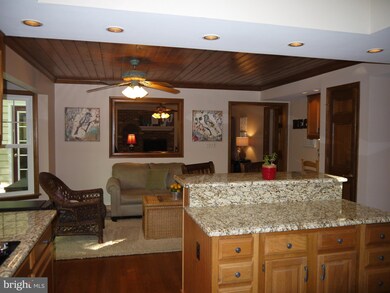 6906 Bloomsbury Ln, Spotsylvania, VA 22553 - photo 7