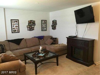 68 Lieutenant Ct, Bunker Hill, WV 25413 - photo 4