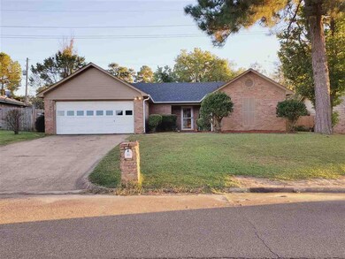 211 La Grange Dr, Wake Village, TX 75501 - photo 3