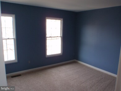 1709 Vonnies View Ct, Woodbridge, VA 22192 - photo 6