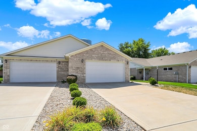 3309 Lukes Way, Greenwood, IN 46143 - photo 2