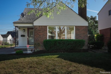 16544 Stricker Ave, Eastpointe, MI 48021 - photo 3