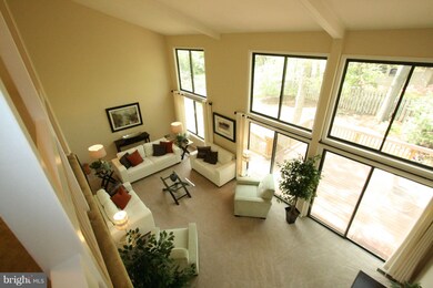 10520 Acacia Ln, Fairfax, VA 22032 - photo 7