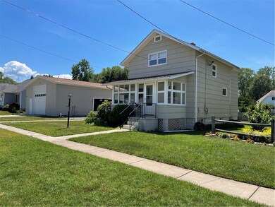 522 Montpelier Ave, Erie, PA 16505 - photo 2