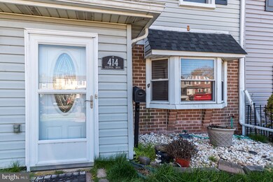 414 Colonial Dr, East Greenville, PA 18041 - photo 2