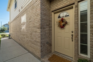 523 N 1st St, La Porte, TX 77571 - photo 2