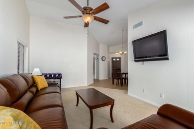 Spacious & Clean!!