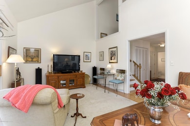 104 Silo Cir unit 104, Riverside, CT 06878 - photo 5