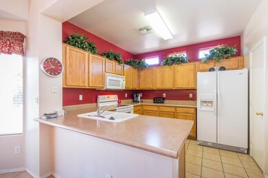 5) KITCHEN