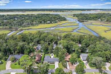 1819 Twelve Oaks Ln W, Neptune Beach, FL 32266 - photo 4