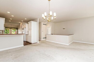 C - 6146 McNaughten Grove049
