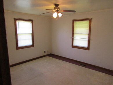 94 Shelton Rd, Manchester, TN 37355 - photo 5