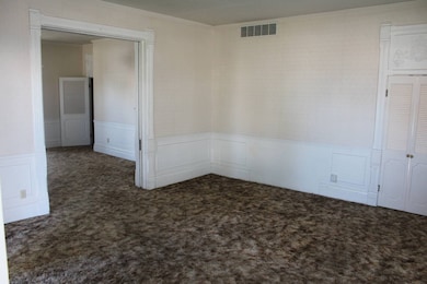 702 Washington St, Concordia, KS 66901 - photo 5