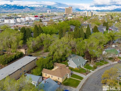 305 Fodrin Way, Sparks, NV 89431 - photo 4