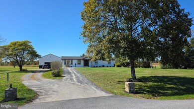 4010 Fringer Rd, Taneytown, MD 21787 - photo 3