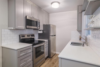 7406 Shadow Hill Dr unit 108, Austin, TX 78731 - photo 2