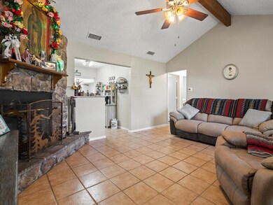 704 Land of Goshen Dr, Springtown, TX 76082 - photo 6