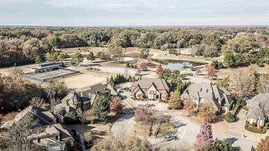 What a fabulous location in Germantown! Quiet cove