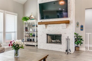 301 Palo Alto Dr, Springtown, TX 76082 - photo 6