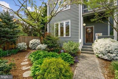 524 Horn Point Dr, Annapolis, MD 21403 - photo 4