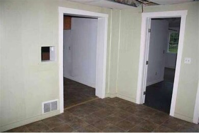 115 Walnut Hill Rd, Orange, MA 01364 - photo 4