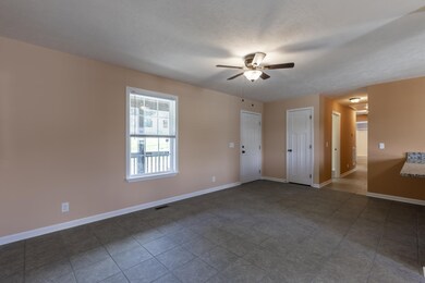 102 Beechwood Ln, Shelbyville, TN 37160 - photo 3