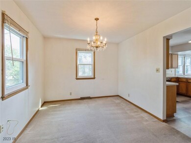 1901 80th St, Windsor Heights, IA 50324 - photo 5