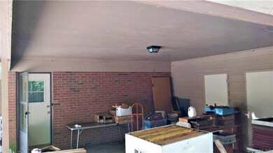 CAR PORT