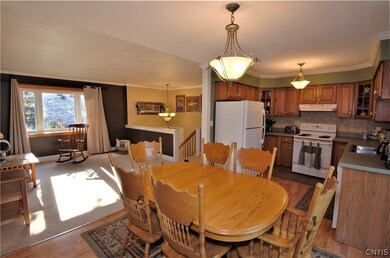 Kitchen/dining/living room