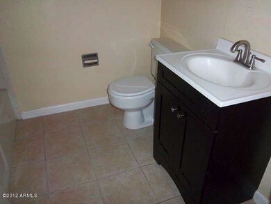 HallBath1