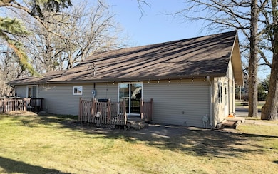 230 Whipple Ave E, Hackensack, MN 56452 - photo 3