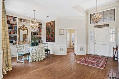 402 Greenway Cir, Tyler, TX 75701 - photo 3