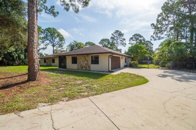 2485 Westminster Dr, Cocoa Fl 32926-Fron