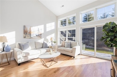 44 Overlook Ln, Glocester, RI 02814 - photo 7