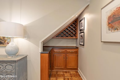 14-web-or-mls-207 Beverly Dr-4