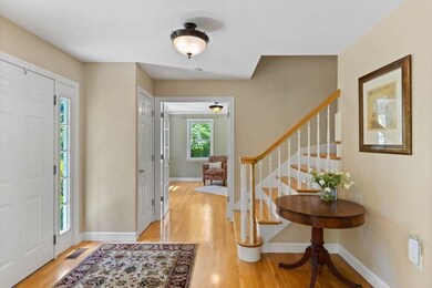 8 Heather Ln, Southborough, MA 01772 - photo 4