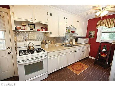 Kitchen - Gas cooking, ceramic tile floor, new bac