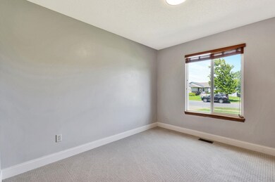 717 S Longbranch Dr, Maize, KS 67101 - photo 2
