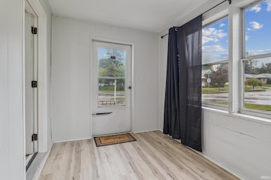 2005 Prairie Ave, South Bend, IN 46613 - photo 6