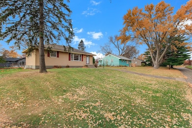 1194 Grospoint Ave N, Saint Paul, MN 55128 - photo 3