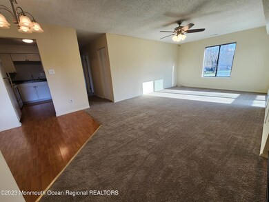 10 Newport Ct unit B20, Brick, NJ 08724 - photo 3
