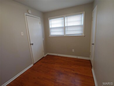 36 Connolly Dr, Saint Louis, MO 63135 - photo 5