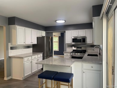 Kitchen (pic #1)