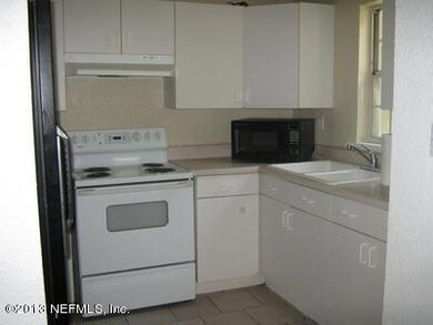 8559 Newton Rd, Jacksonville, FL 32216 - photo 6