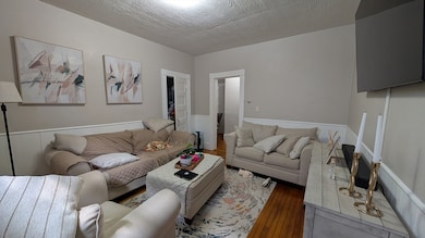 47 Benefit St, Worcester, MA 01610 - photo 3