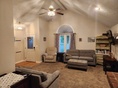 2035 Sherman Dr, Columbus, IN 47203 - photo 2